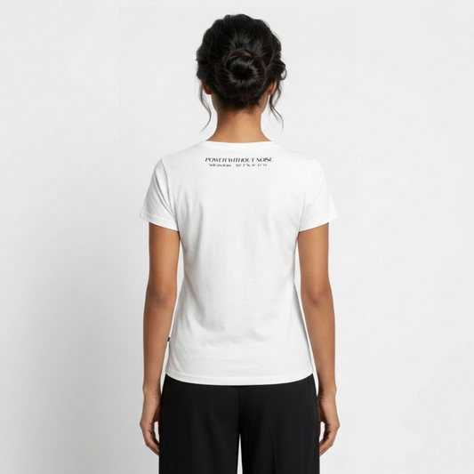 strength in silence Bio-T-Shirt mit V-Ausschnitt - Weiß