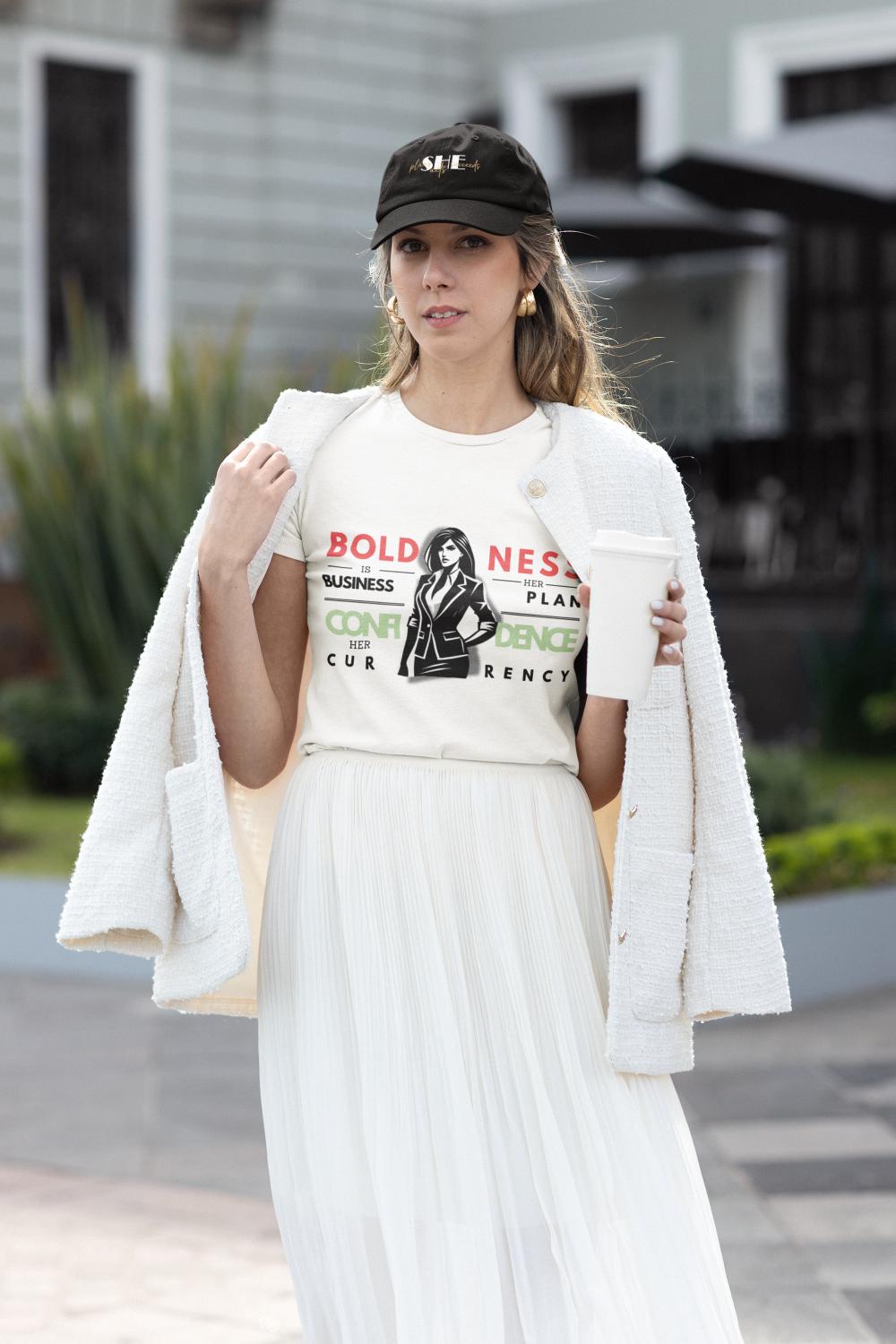 Her Boldness Rundhals T-Shirt weiss
