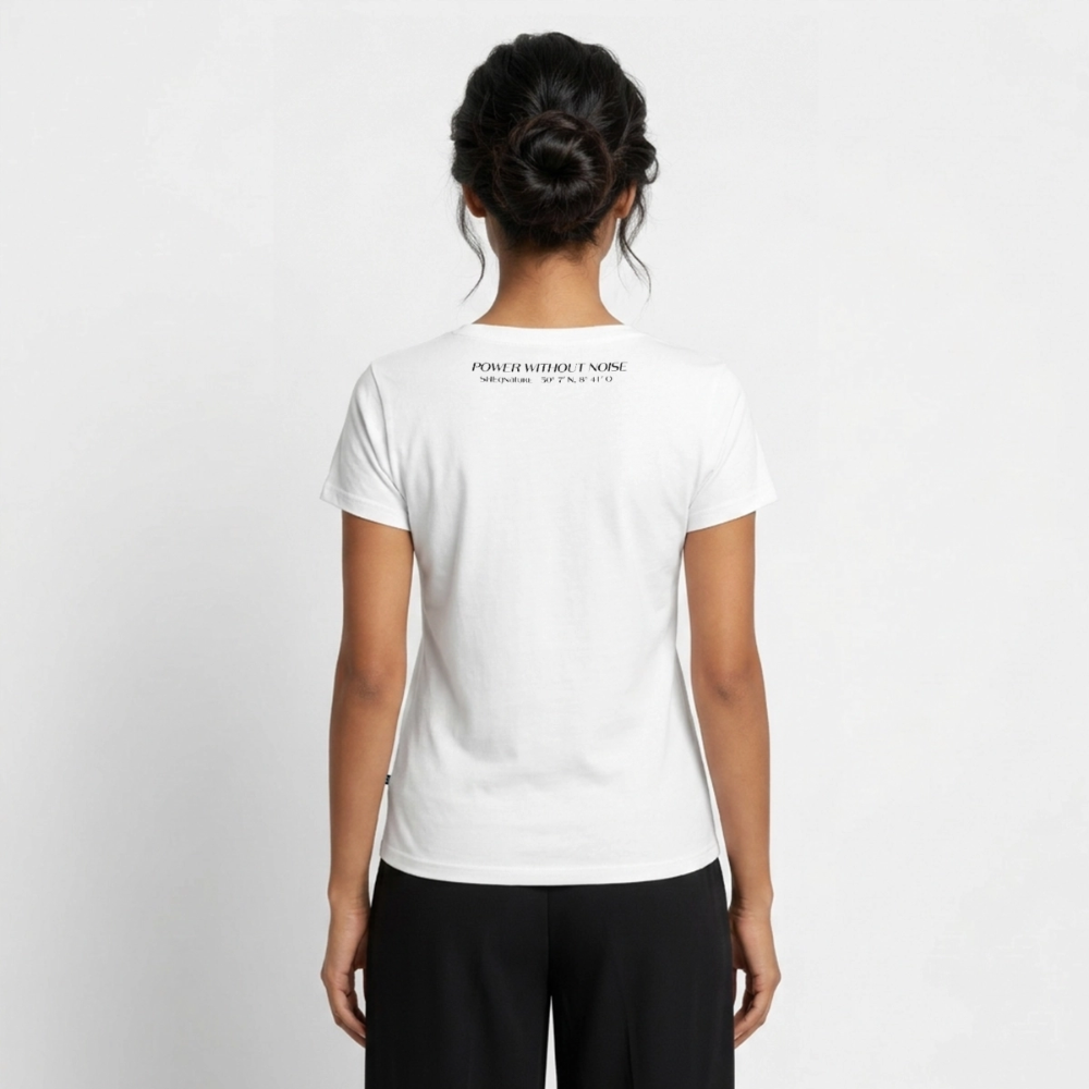 strength in silence Bio-T-Shirt mit V-Ausschnitt - Weiß