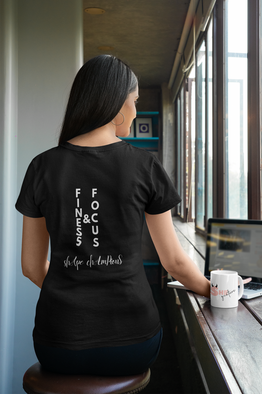 Finess Focus Rundhals T-shirt schwarz