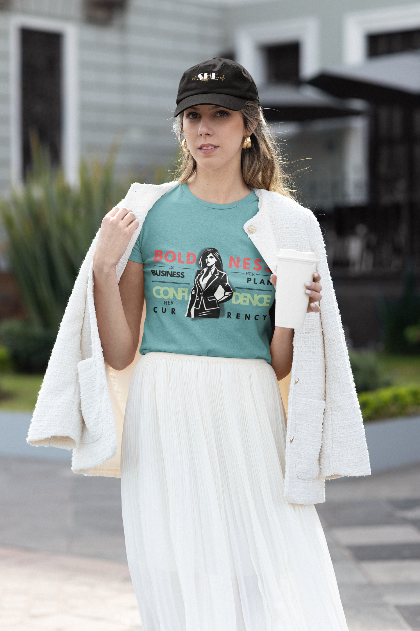 "Boldness is Her Business Plan" T-Shirt – Selbstbewusst, Stark und Nachhaltig im Business